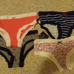 TOMMY HILFIGER  NWT UNDERWEAR PANTIES BIKINI SMALL